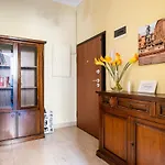 Apartament San Donato Cozy By Wonderful Italy *
